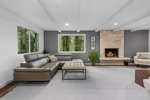 11404 8th Ave NW, Seattle, WA 98177 - Photo 8