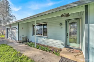 110 Cherry-Blossom Ln, Woodland, WA 98674 - Photo 4