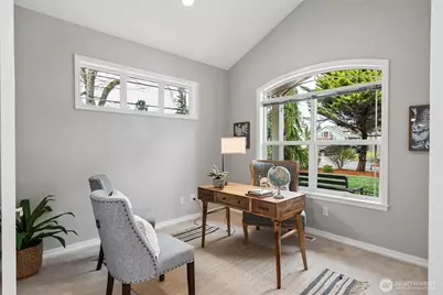 4404 240th Street SW, Mountlake Terrace, WA 98043 - Photo 4