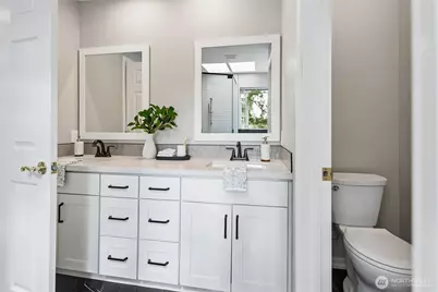 4404 240th Street SW, Mountlake Terrace, WA 98043 - Photo 26