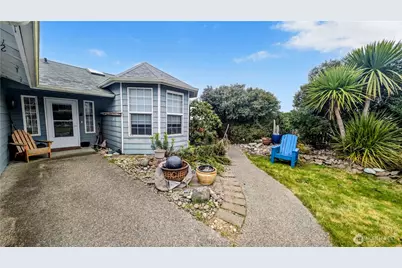 32805 J Place, Ocean Park, WA 98640 - Photo 4