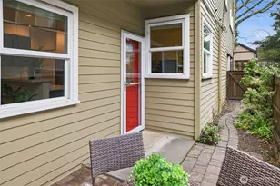 4530 Meridian Ave N, Seattle, WA 98103 - Photo 28