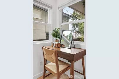 4530 Meridian Avenue N #S-2, Seattle, WA 98103 - Photo 22