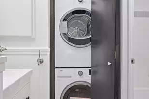 4530 Meridian Ave N, Seattle, WA 98103 - Photo 26