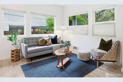 4530 Meridian Avenue N #S-2, Seattle, WA 98103 - Photo 4