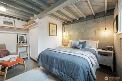 10238 7th Avenue SW, Seattle, WA 98146 - Photo 24