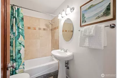 10238 7th Avenue SW, Seattle, WA 98146 - Photo 18