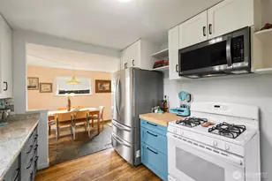 10238 7th Ave SW, Seattle, WA 98146 - Photo 10