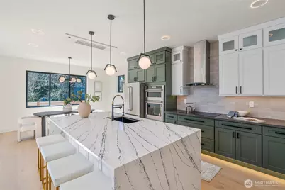 11279 59th Avenue S, Seattle, WA 98178 - Photo 16