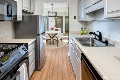2201 3rd Avenue #803, Seattle, WA 98121 - Photo 8