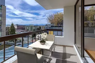 2201 3rd Ave, Seattle, WA 98121 - Photo 4