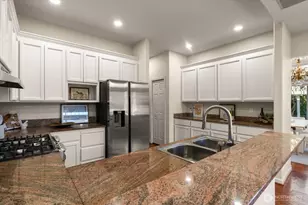 11617 E Oakmont Dr, Mukilteo, WA 98275 - Photo 14