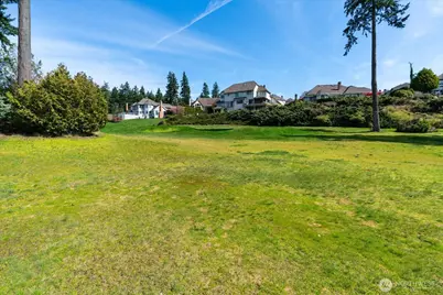 11617 E Oakmont Drive, Mukilteo, WA 98275 - Photo 38