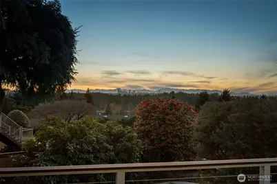 12128 SE 19th Street, Bellevue, WA 98005 - Photo 28