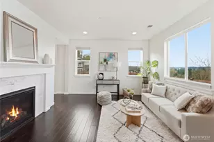 8218 NE 196th St, Kenmore, WA 98028 - Photo 4