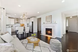 8218 NE 196th St, Kenmore, WA 98028 - Photo 2