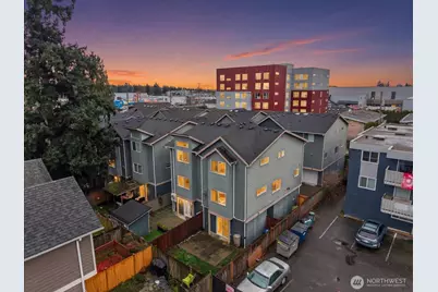 930 N 96th Street, Seattle, WA 98103 - Photo 28