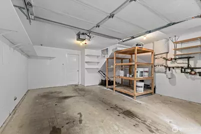 930 N 96th Street, Seattle, WA 98103 - Photo 22