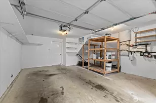 930 N 96th St, Seattle, WA 98103 - Photo 22