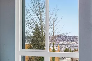 2500 W Manor Pl, Seattle, WA 98199 - Photo 24