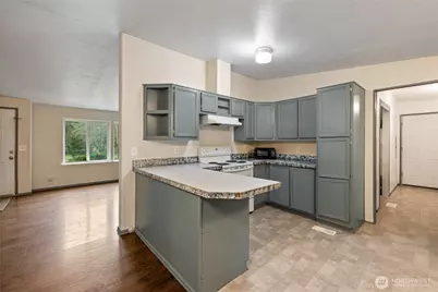 8341 Daphne Ct SE, Yelm, WA 98597 - Photo 10