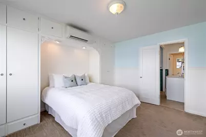 1834 Day Island Blvd W, University Place, WA 98466 - Photo 12