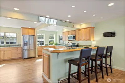 1834 Day Island Blvd W, University Place, WA 98466 - Photo 8