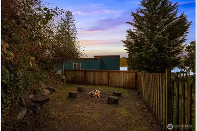 11753 Lakeside Avenue NE, Seattle, WA 98125 - Photo 28