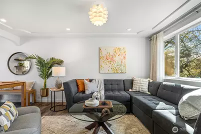 9240 30th Avenue SW, Seattle, WA 98126 - Photo 6