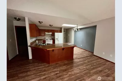 2022 201st Street E, Spanaway, WA 98387 - Photo 4