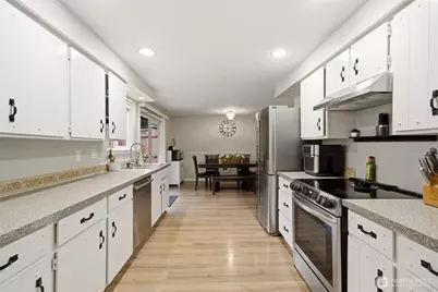 1302 Bloyd Street, Kelso, WA 98626 - Photo 10