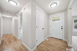 8710 NE 29th Ave, Vancouver, WA 98665 - Photo 4