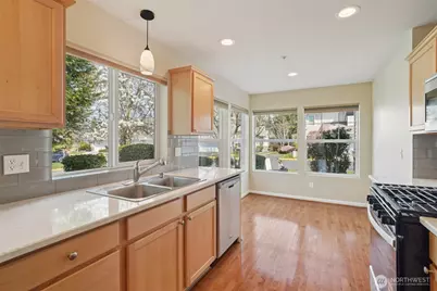 5909 Panorama Drive SE #12-104, Auburn, WA 98092 - Photo 8