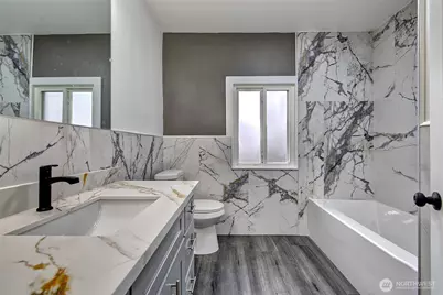 13715 45th Avenue S, Tukwila, WA 98168 - Photo 14