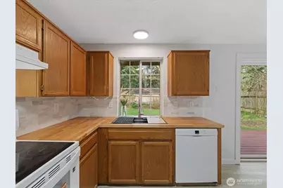 7822 Songbird Way, Clinton, WA 98236 - Photo 12