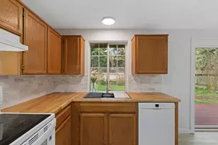 7822 Songbird Way, Clinton, WA 98236 - Photo 12