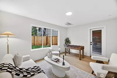 11011 Goodwin Way NE, Seattle, WA 98125 - Photo 18