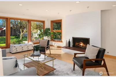 12715 Palatine Avenue N, Seattle, WA 98133 - Photo 24