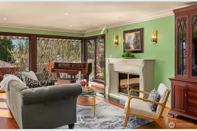 12715 Palatine Avenue N, Seattle, WA 98133 - Photo 6