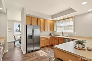2301 23rd St, Anacortes, WA 98221 - Photo 10