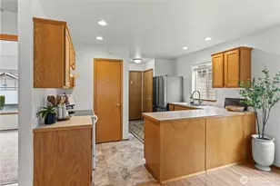 1030 Sinclair Way, Burlington, WA 98233 - Photo 8