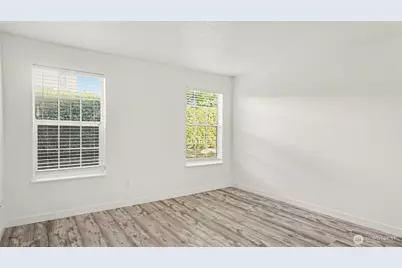 16419 Spruce Way #D1, Lynnwood, WA 98037 - Photo 12