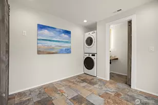 1090 Grow Ave NW, Bainbridge Island, WA 98110 - Photo 18