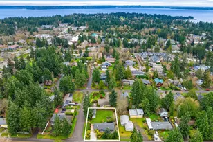 1090 Grow Ave NW, Bainbridge Island, WA 98110 - Photo 36