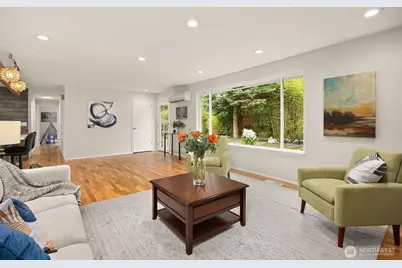 1090 Grow Avenue NW, Bainbridge Island, WA 98110 - Photo 10