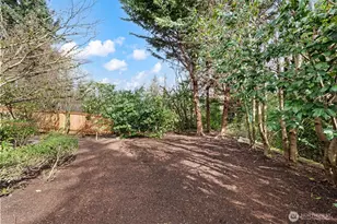 8844 SE 37th St, Mercer Island, WA 98040 - Photo 28