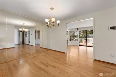 8844 SE 37th Street, Mercer Island, WA 98040 - Photo 12