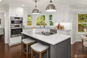 8841 SE 37th St, Mercer Island, WA 98040 - Photo 8