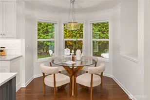 8841 SE 37th St, Mercer Island, WA 98040 - Photo 10