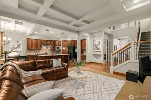 25812 SE 28th Pl, Sammamish, WA 98075 - Photo 10